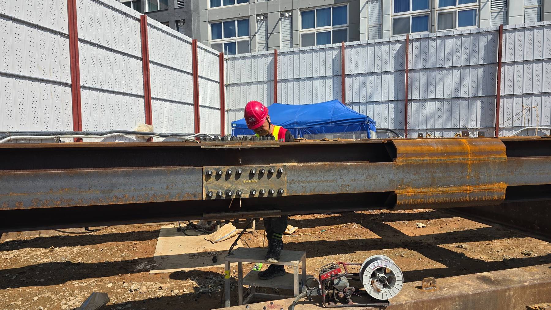 현장 볼트 체결